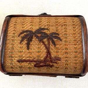 NEW Wicker/Wood Palm Tree Clutch